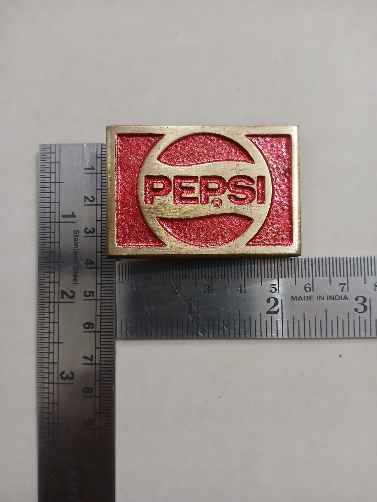 Pepsi Vintage Belt Buckle – With ruler for size Pepsi vintage belt buckle – with ruler for size