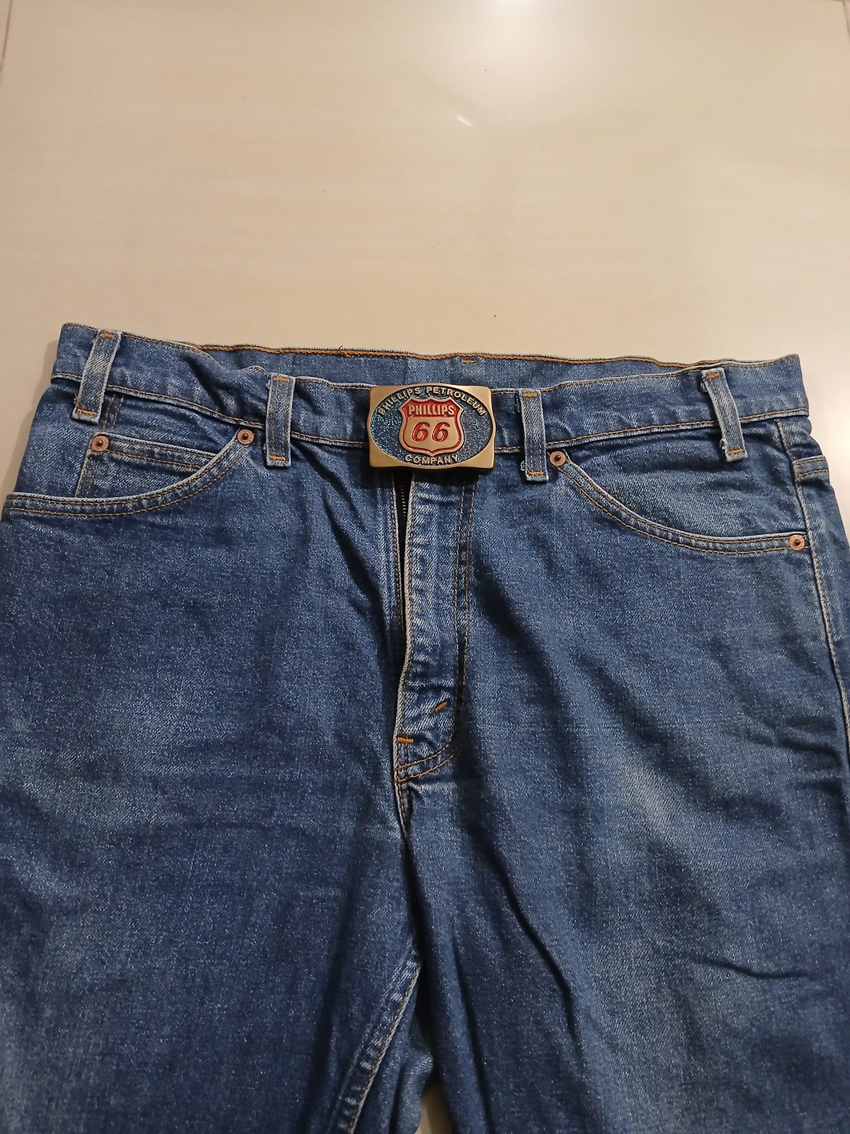 Phillips 66 Petroleum Vintage Belt Buckle – Worn on belt with jeans Phillips 66 Petroleum vintage belt buckle – worn on belt with jeans