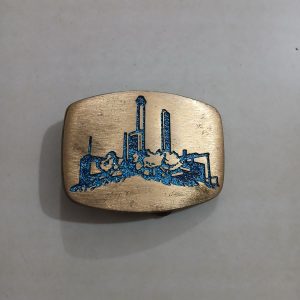 Refinery vintage belt buckle – front view