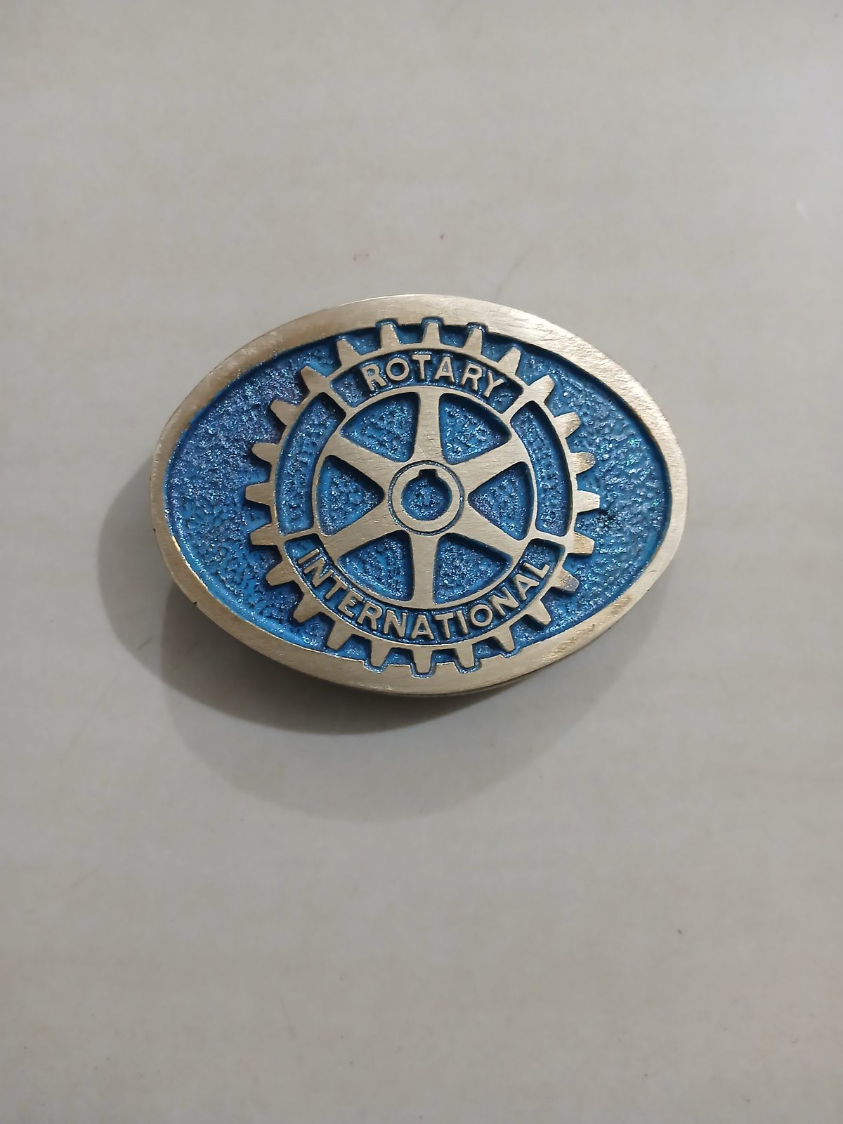 Rotary International Vintage Belt Buckle – Front view Rotary International vintage belt buckle – front view