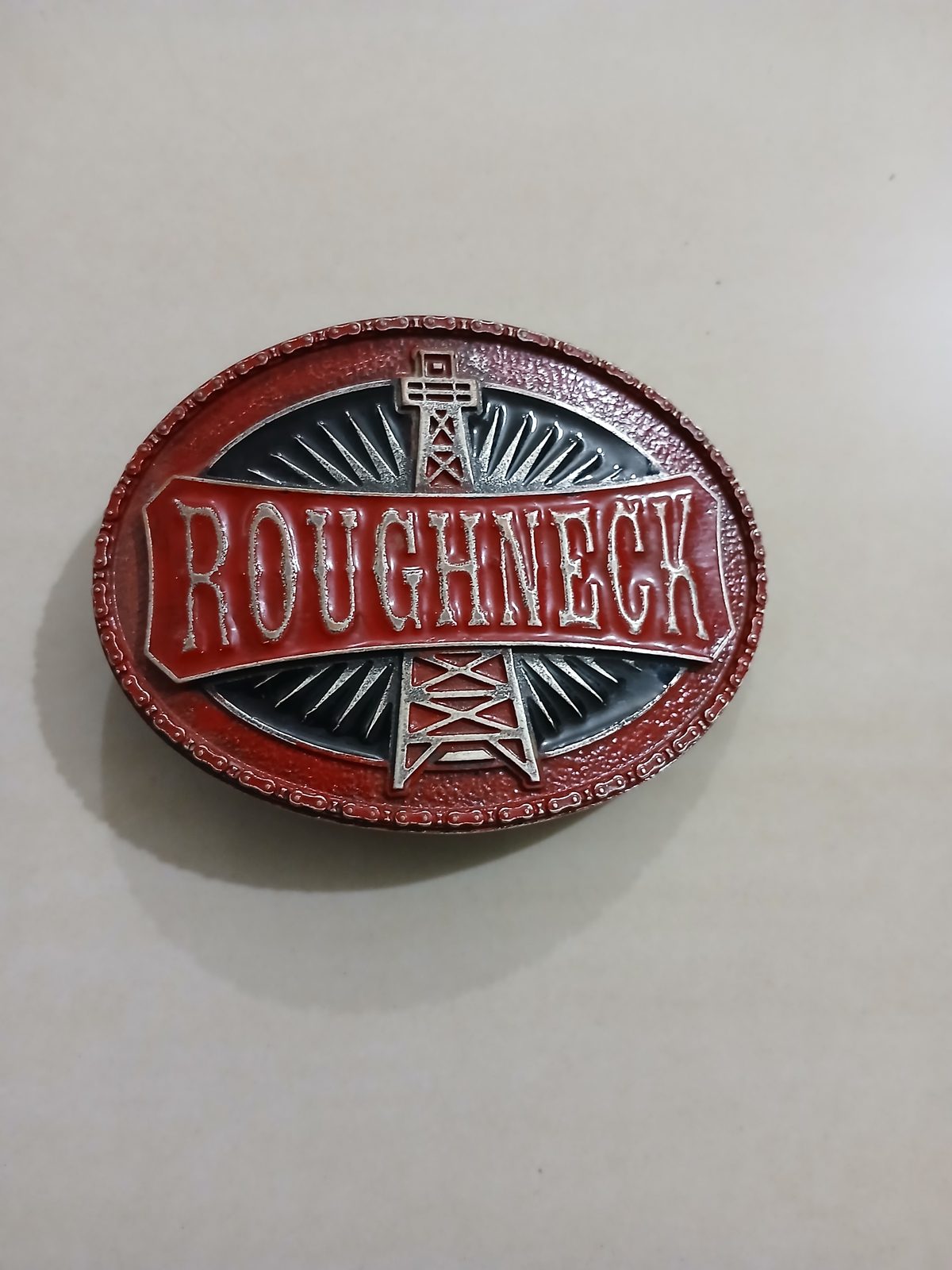 Roughneck Oil Derrick Vintage Belt Buckle – Front view Roughneck Oil Derrick vintage belt buckle – front view