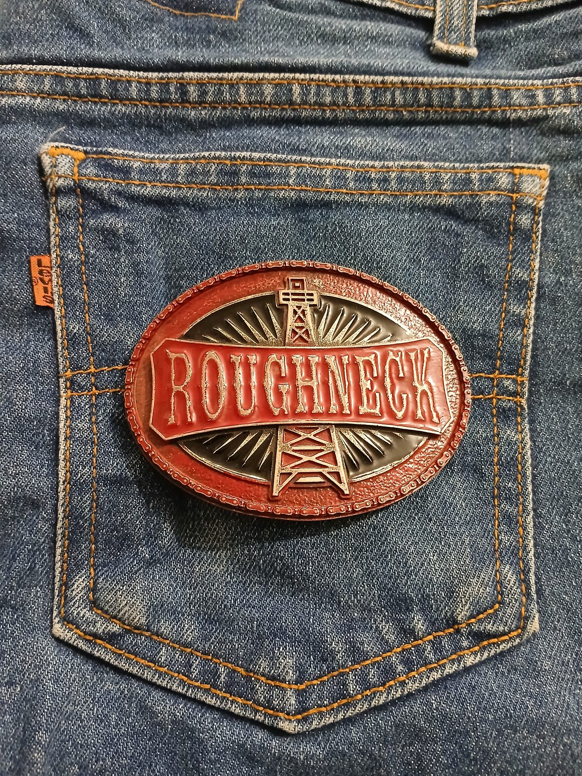 Roughneck Oil Derrick Vintage Belt Buckle – On jeans back pocket Roughneck Oil Derrick vintage belt buckle – on jeans back pocket