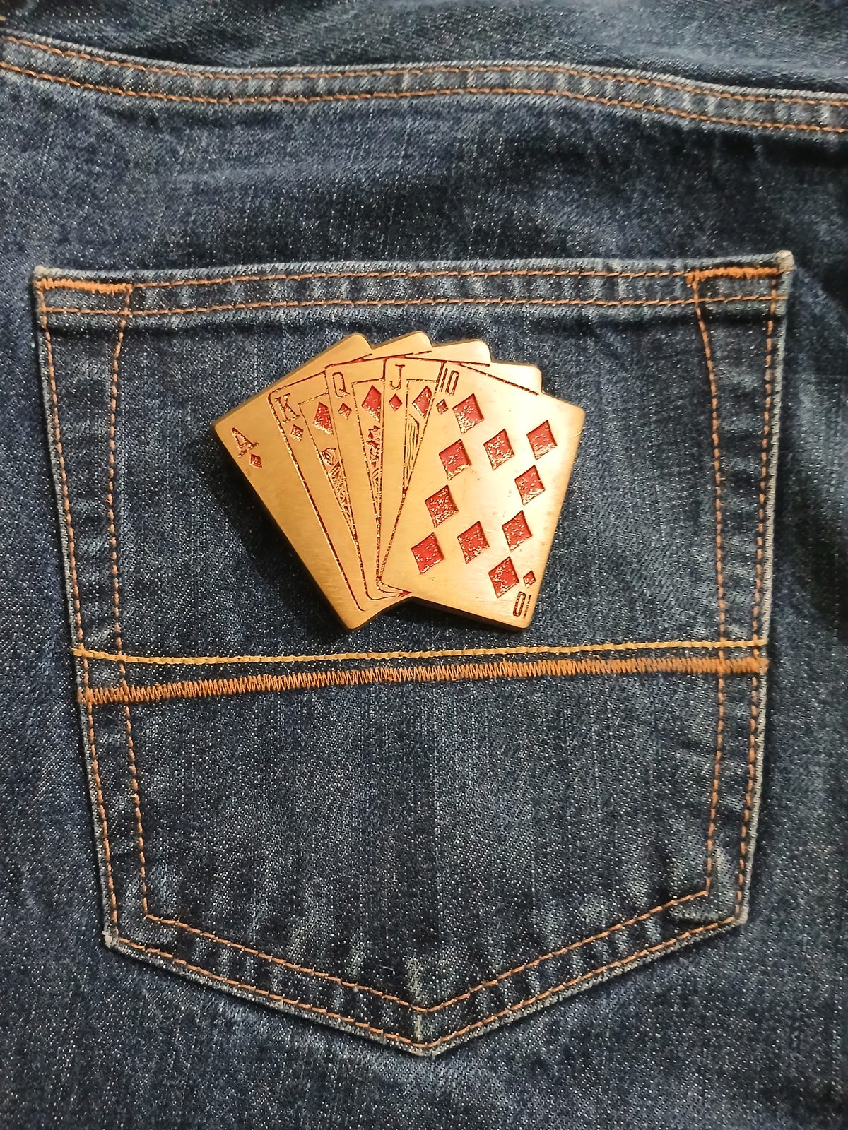 Royal Flush Cards Vintage Belt Buckle – On jeans back pocket Royal Flush Cards vintage belt buckle – on jeans back pocket