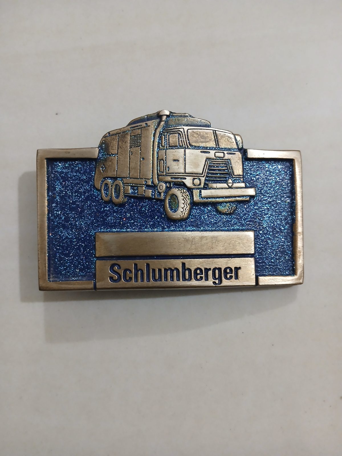 Schlumberger Truck Vintage Belt Buckle – Front view Schlumberger Truck vintage belt buckle – front view