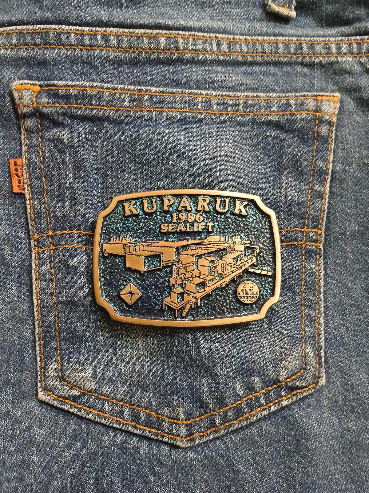 Sealift Vintage Belt Buckle – On jeans back pocket Sealift vintage belt buckle – on jeans back pocket