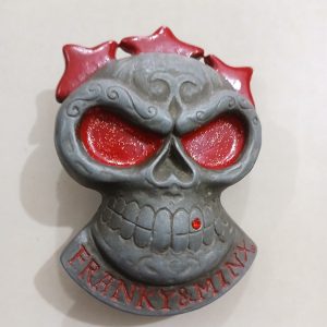 Skull Red Eyes vintage belt buckle – front view