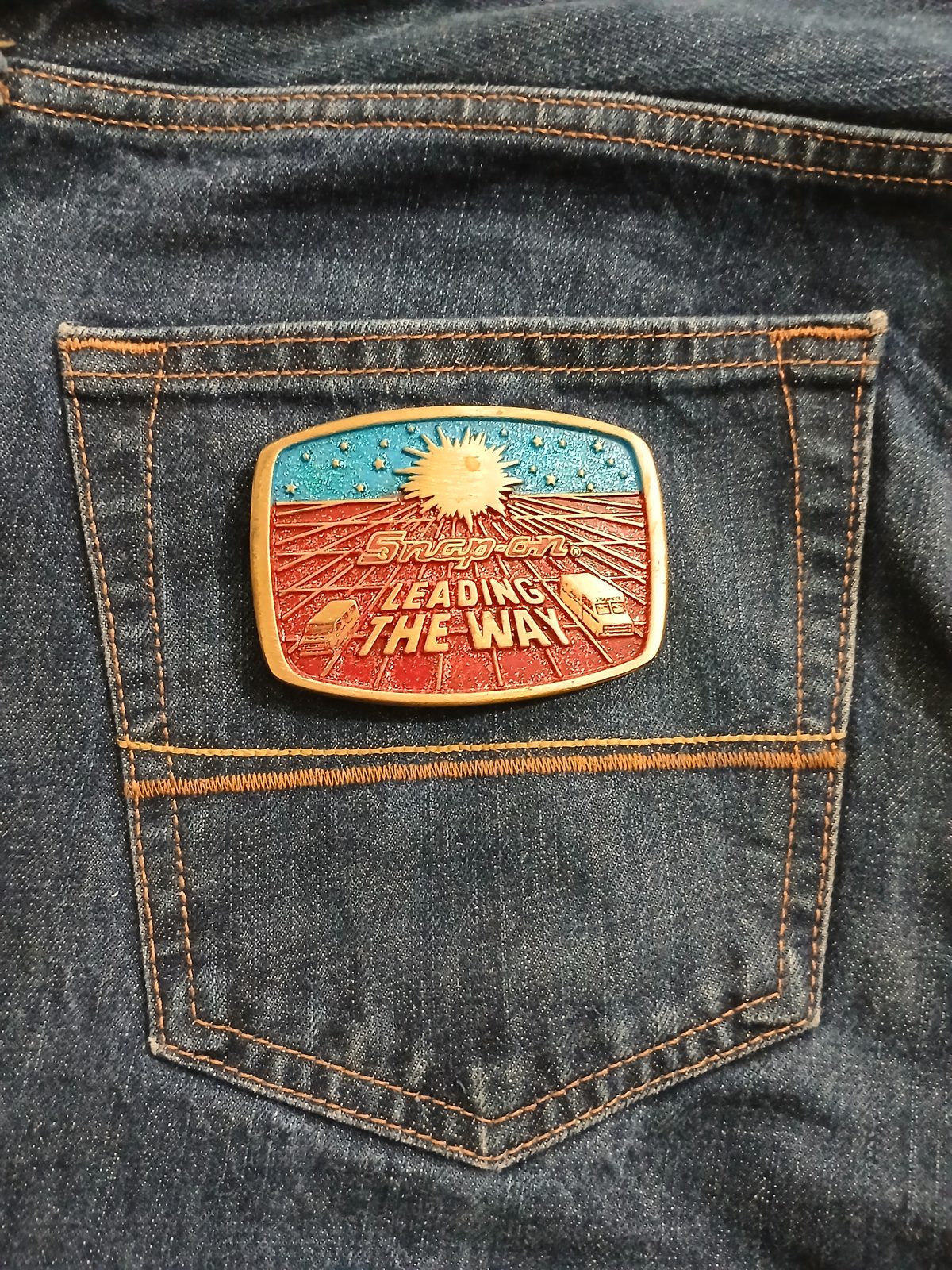 Snap-on Leading The Way Vintage Belt Buckle – On jeans back pocket Snap-on Leading The Way vintage belt buckle – on jeans back pocket