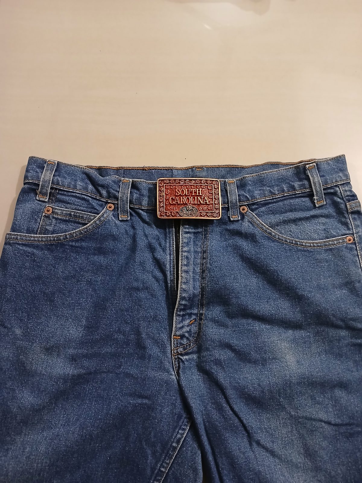 South Carolina Vintage Belt Buckle – Worn on belt with jeans South Carolina vintage belt buckle – worn on belt with jeans