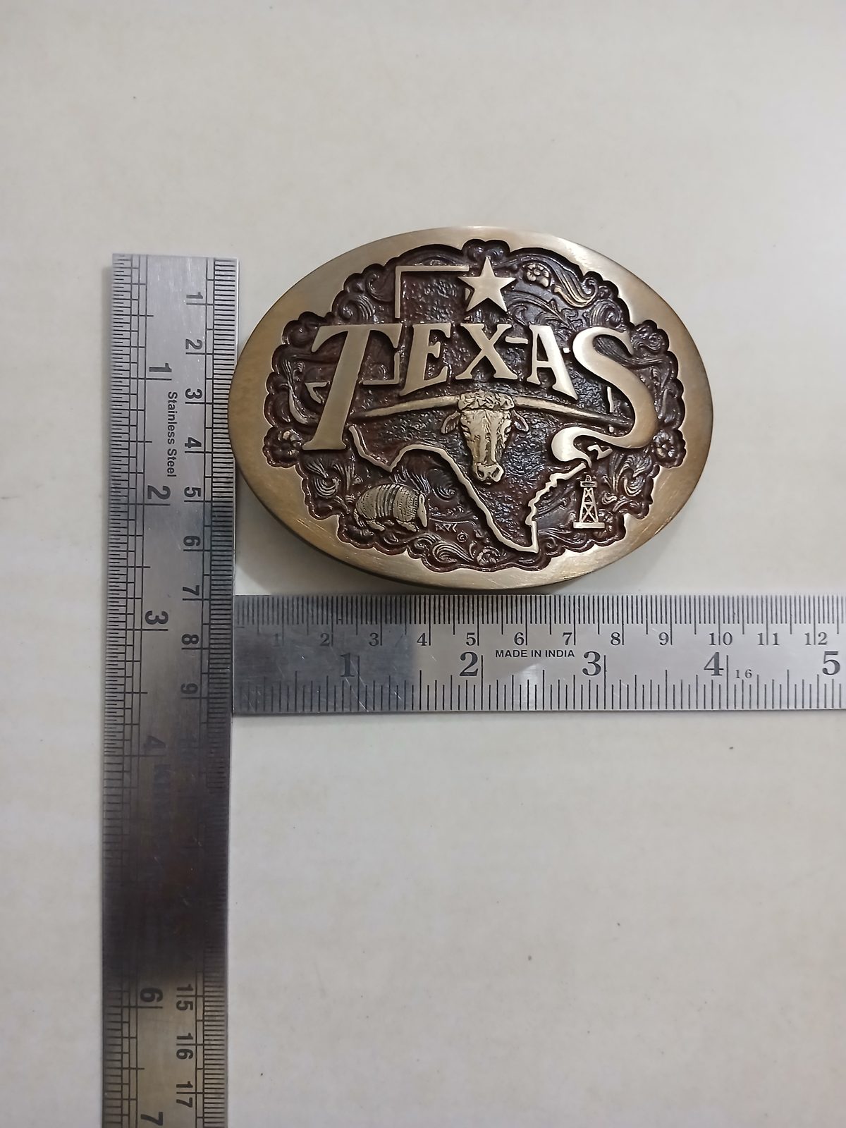 Texas Longhorn Map Vintage Belt Buckle – With ruler for size Texas Longhorn Map vintage belt buckle – with ruler for size