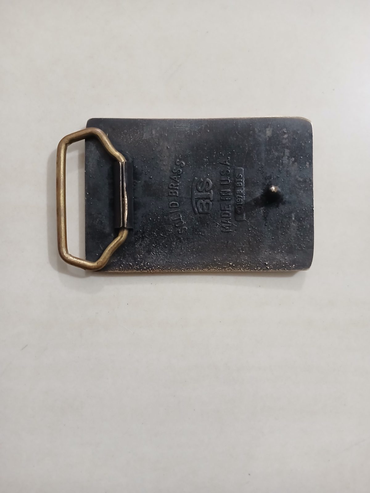 The North Face Vintage Belt Buckle – Back view The North Face vintage belt buckle – back view