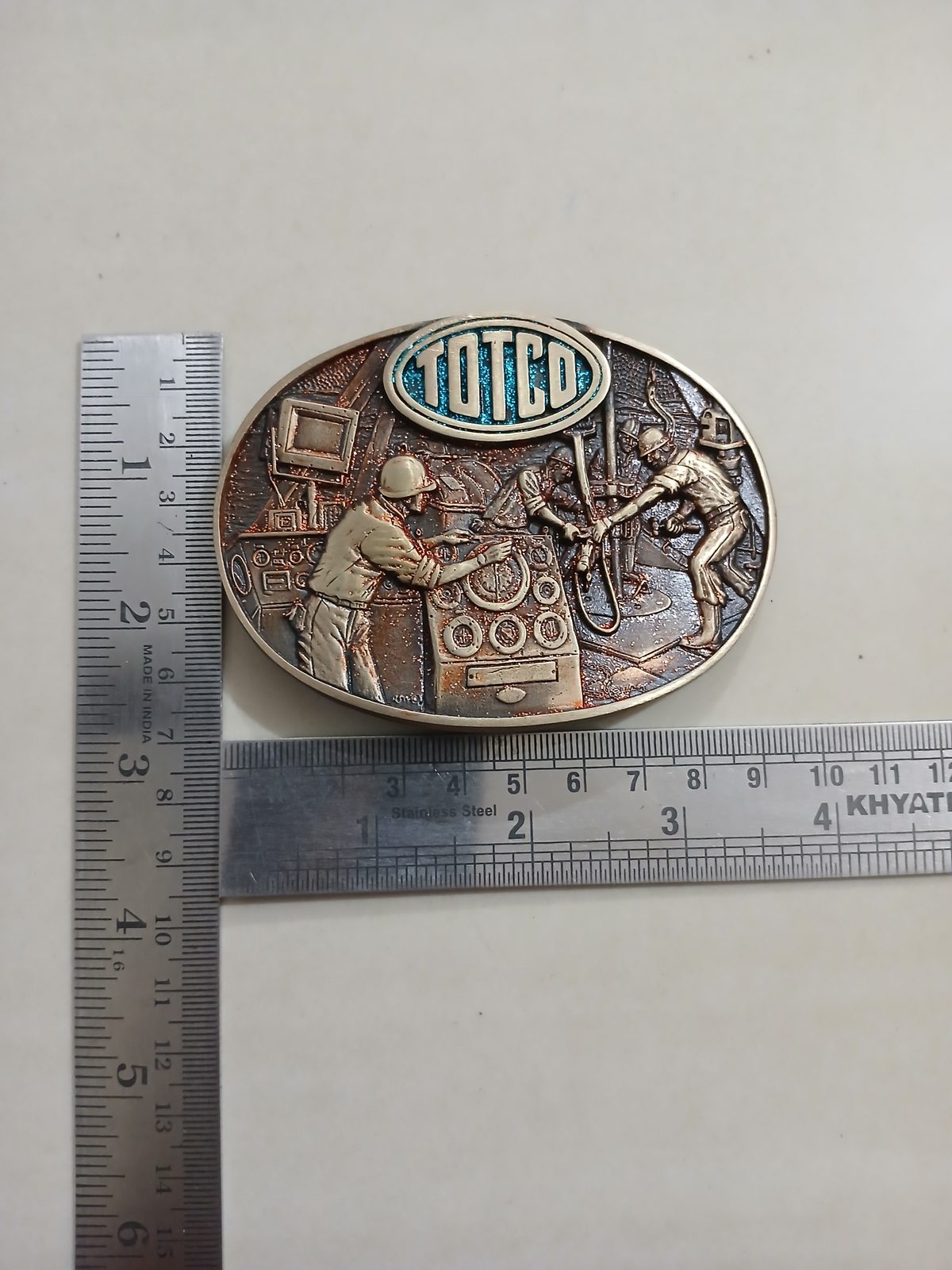 Totco Oil Workers Vintage Belt Buckle – With ruler for size Totco Oil Workers vintage belt buckle – with ruler for size