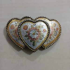 Triple Heart Floral vintage belt buckle – front view