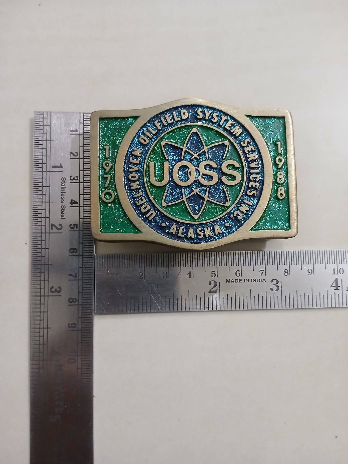 UOSS Udelhoven Oilfield Alaska Vintage Belt Buckle – With ruler for size UOSS Udelhoven Oilfield Alaska vintage belt buckle – with ruler for size
