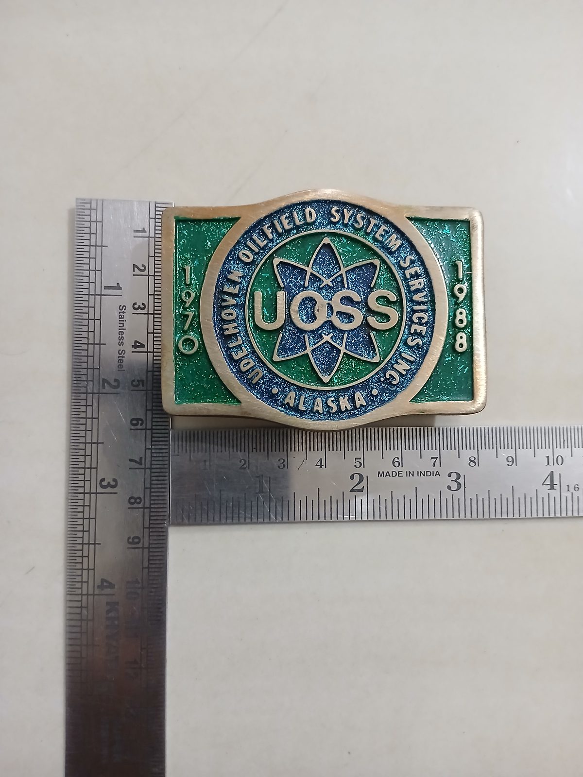 UOSS Udelhoven Oilfield Alaska Vintage Belt Buckle – With ruler for size UOSS Udelhoven Oilfield Alaska vintage belt buckle – with ruler for size
