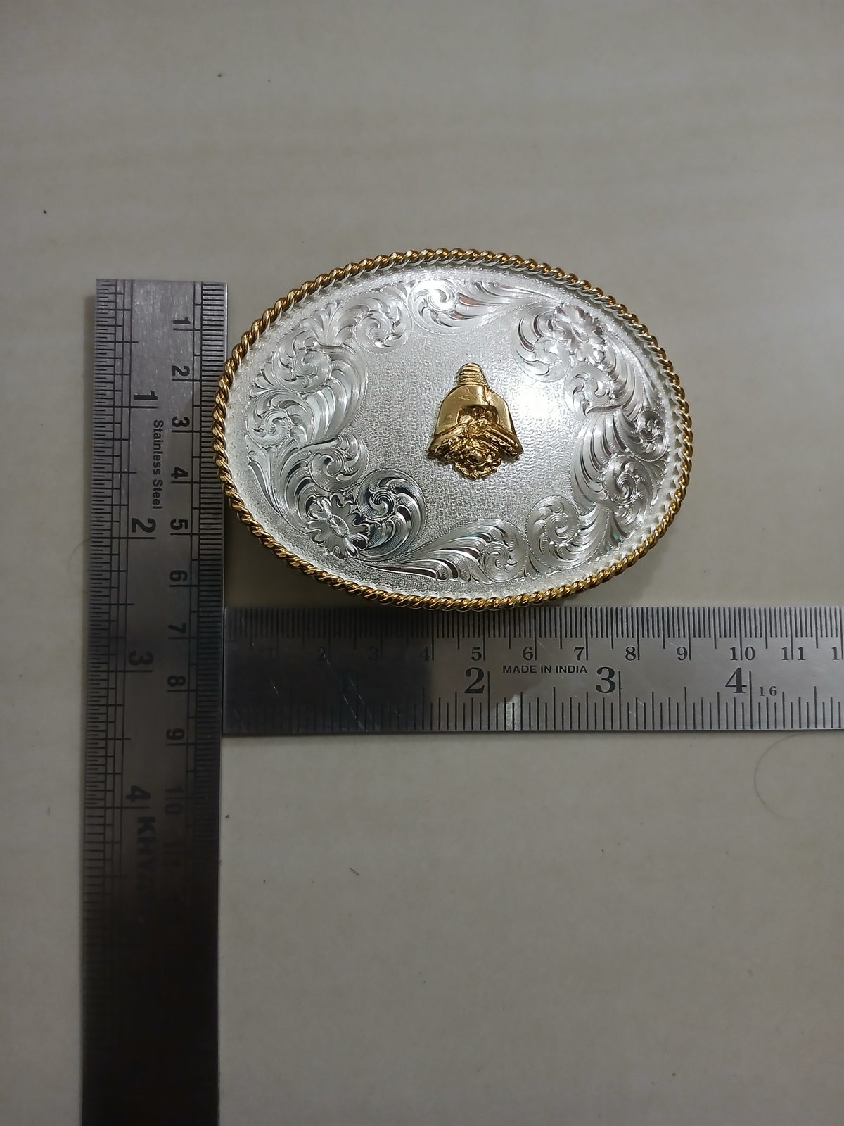 Western Silver Engraved Vintage Belt Buckle – With ruler for size Western Silver Engraved vintage belt buckle – with ruler for size