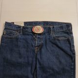 Wheel Pattern vintage belt buckle – worn on belt with jeans
